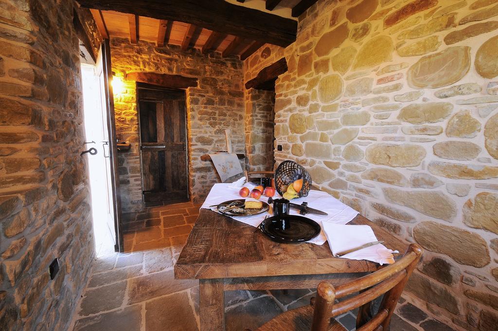 Hostal Il Capuccio San Lorenzo in Campo Habitación foto