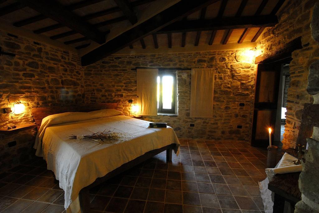 Hostal Il Capuccio San Lorenzo in Campo Habitación foto