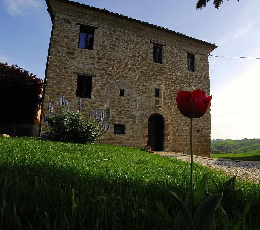 Hostal Il Capuccio San Lorenzo in Campo Exterior foto
