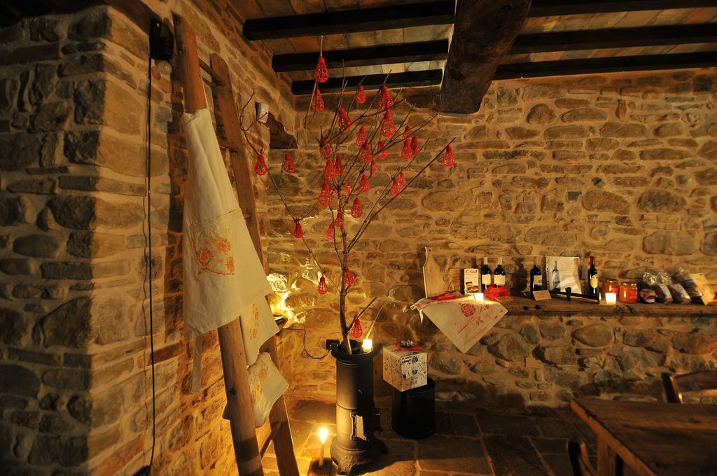 Hostal Il Capuccio San Lorenzo in Campo Exterior foto