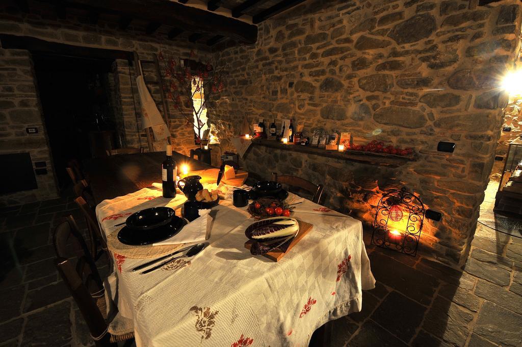 Hostal Il Capuccio San Lorenzo in Campo Exterior foto
