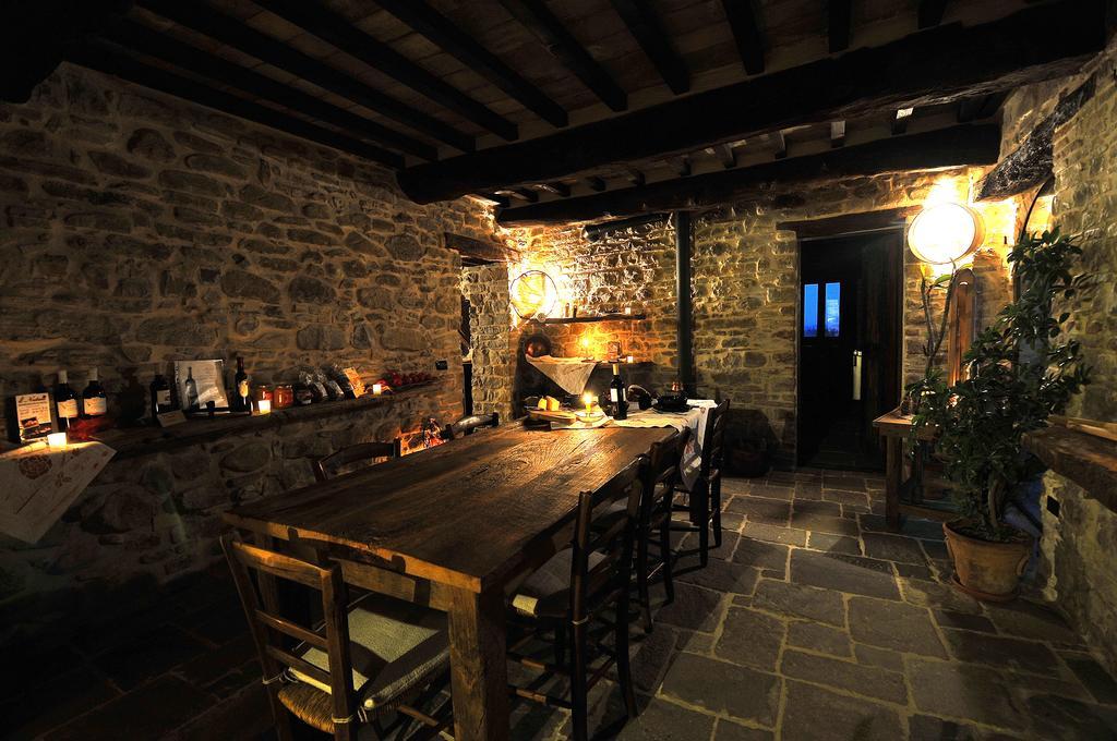 Hostal Il Capuccio San Lorenzo in Campo Exterior foto