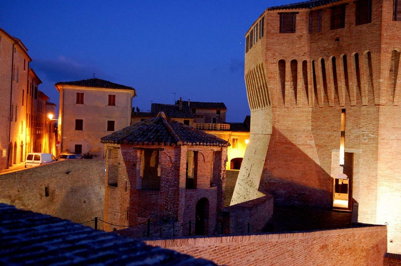 Hostal Il Capuccio San Lorenzo in Campo Exterior foto